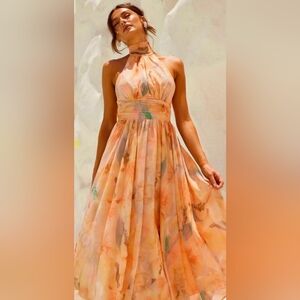 Elegant Floral Halter Maxi Dress